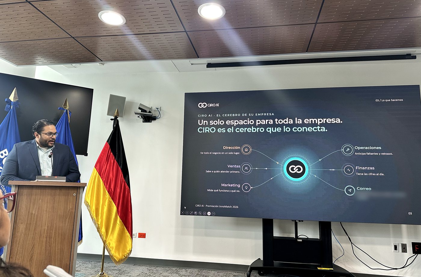 Víctor Amaya presenta la solución de CIRO en la premiación de InnoMatch 2026
